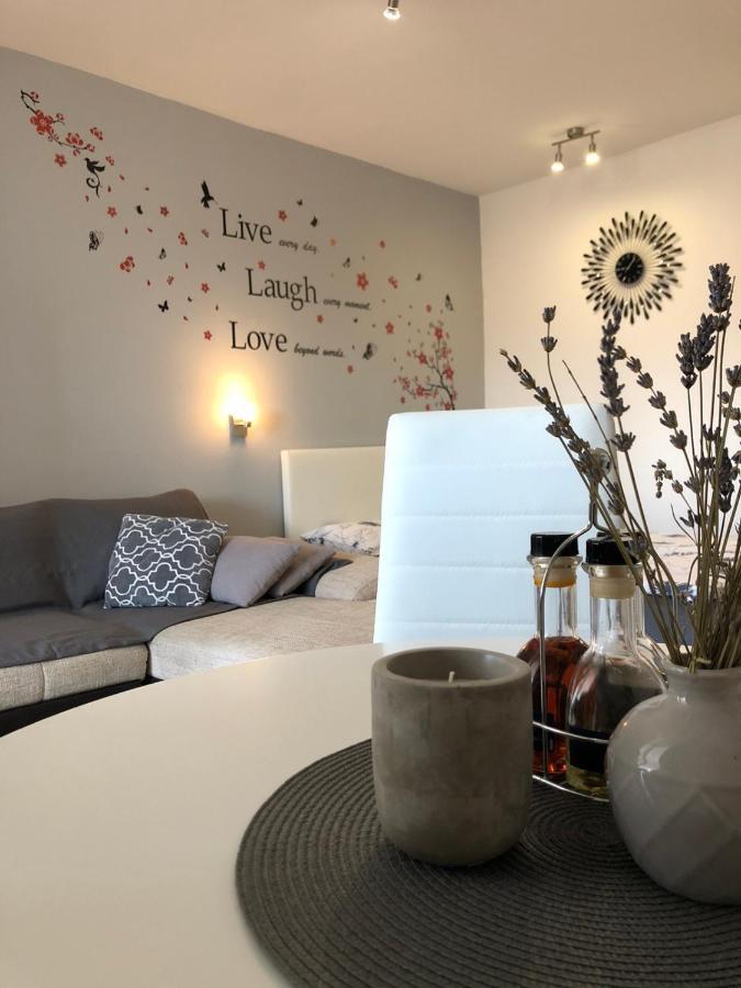 Studio Apartma Franca Umag Exterior foto